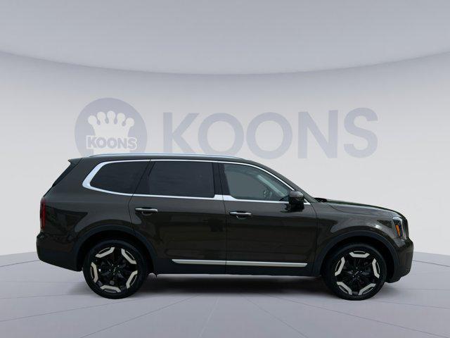 used 2024 Kia Telluride car, priced at $33,995