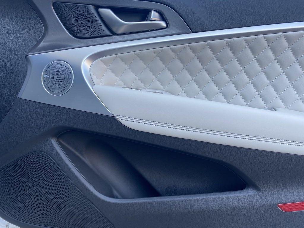 new 2025 Genesis G70 car, priced at $51,615