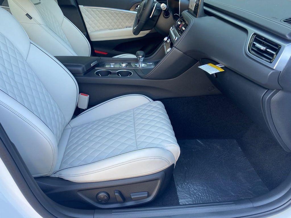 new 2025 Genesis G70 car, priced at $51,615