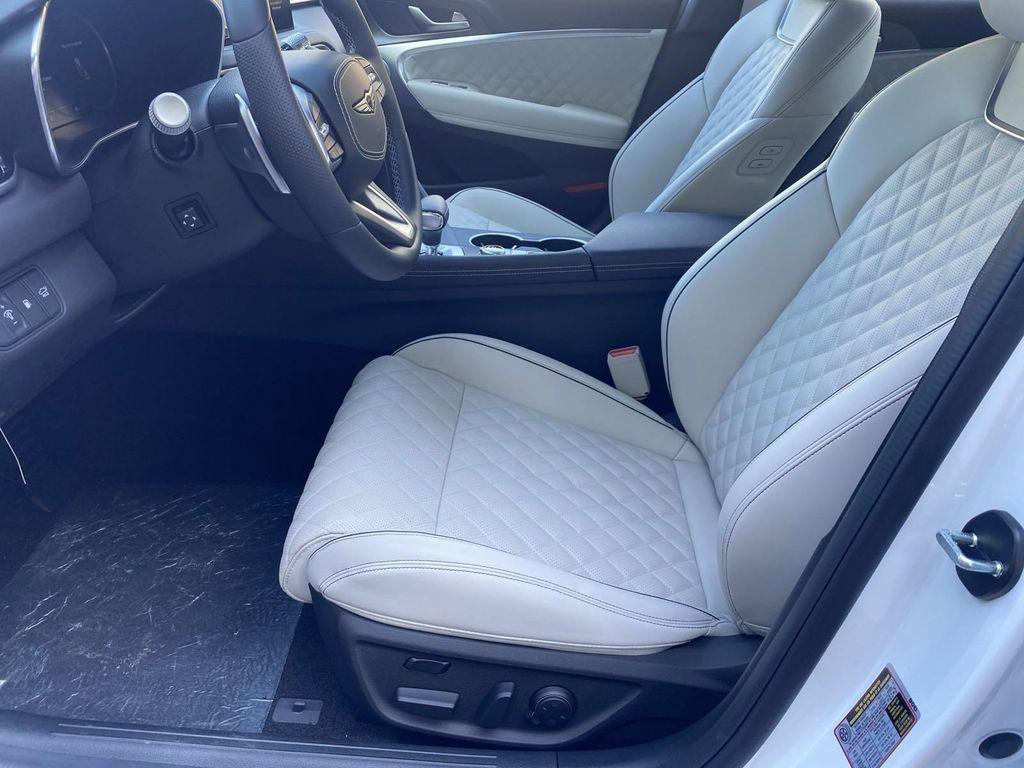 new 2025 Genesis G70 car, priced at $51,615