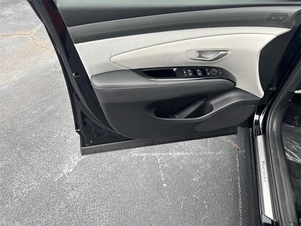 new 2026 Hyundai Tucson car, priced at $39,410