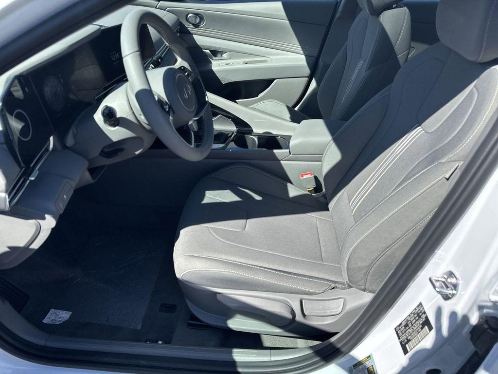 new 2025 Hyundai Elantra car, priced at $25,960
