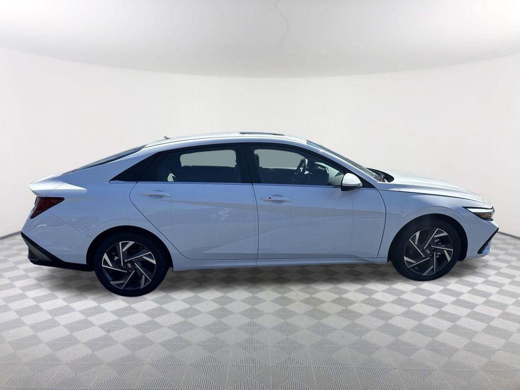 new 2025 Hyundai Elantra car, priced at $25,960