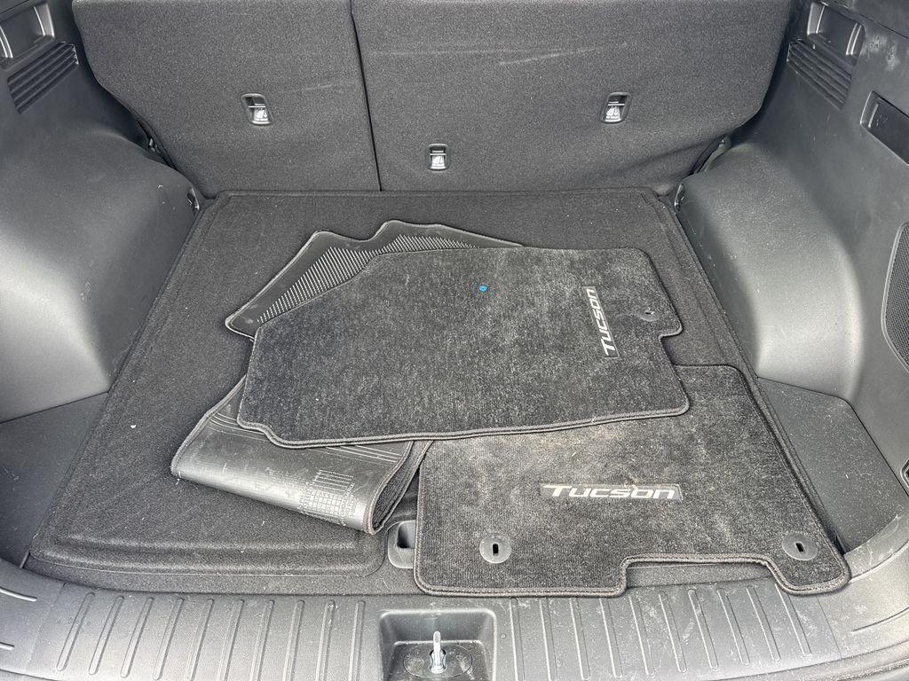 used 2025 Hyundai TUCSON Hybrid car, priced at $32,992