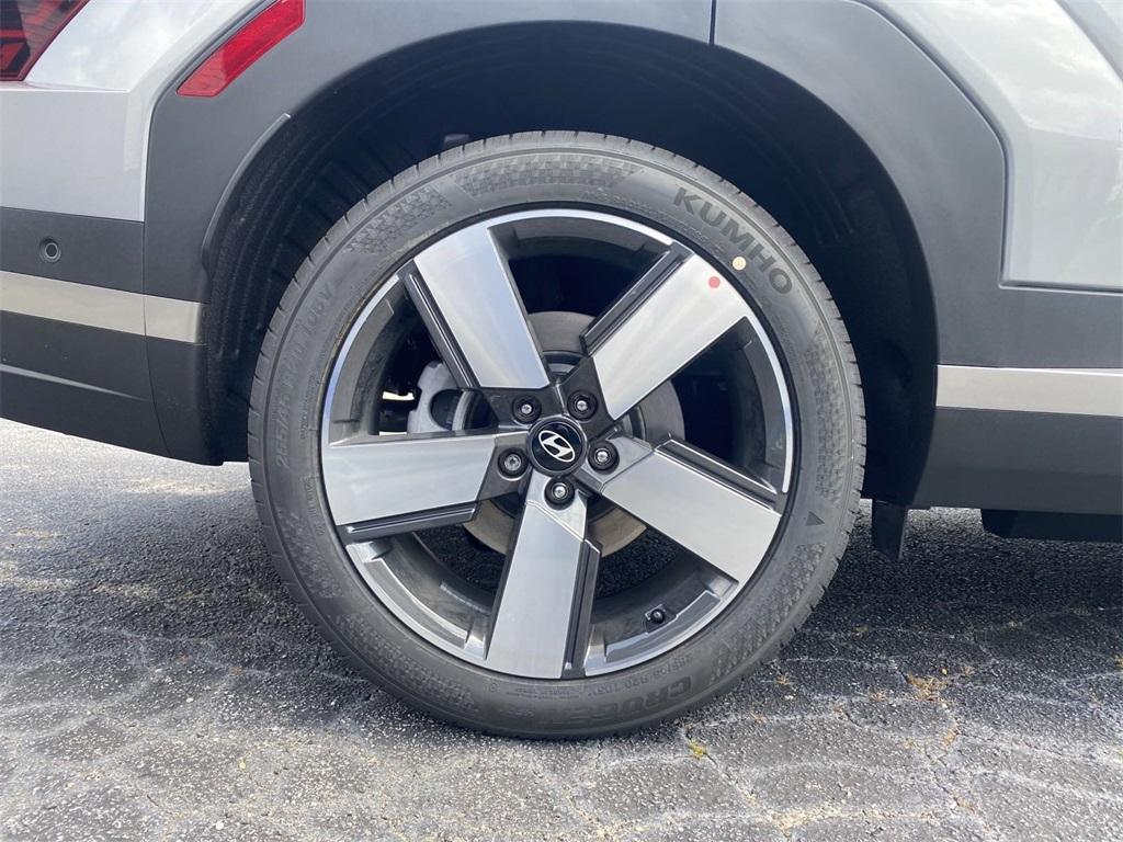 new 2024 Hyundai Santa Fe car, priced at $45,545