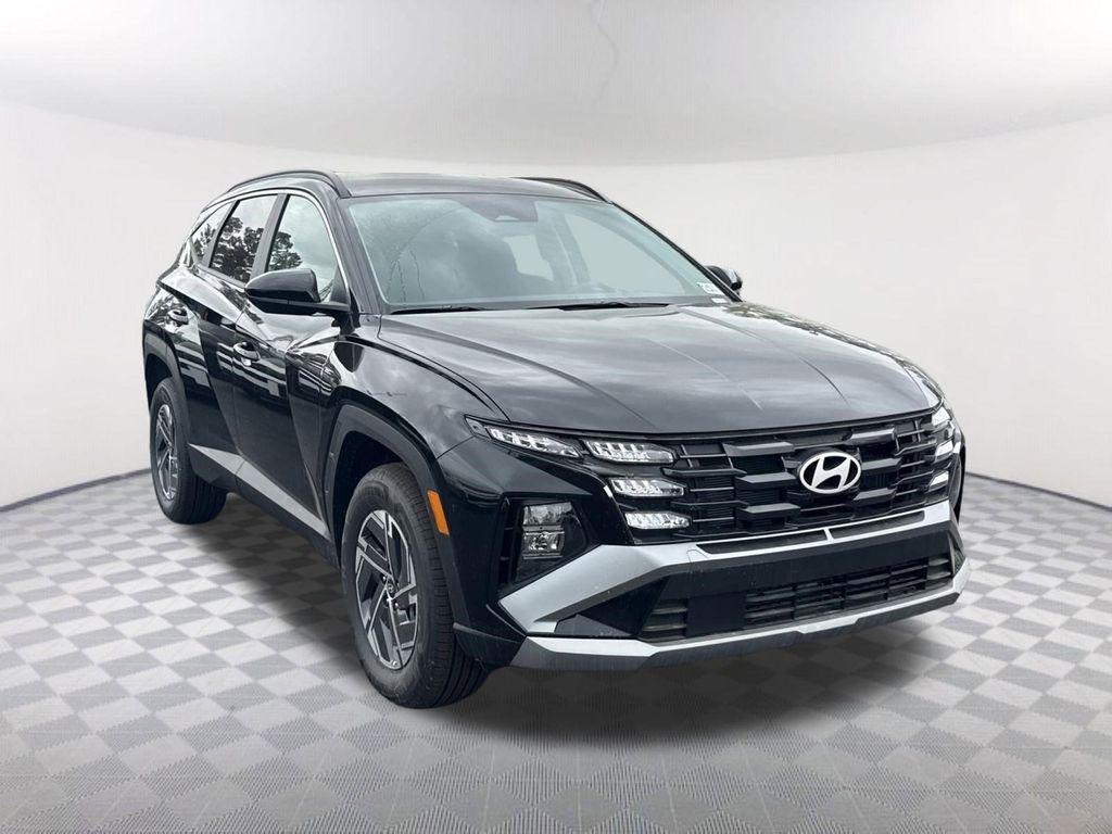new 2025 Hyundai TUCSON Hybrid car, priced at $31,420
