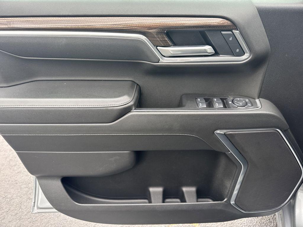 used 2025 Chevrolet Silverado 1500 car, priced at $34,593