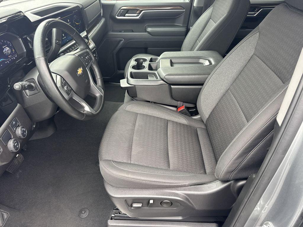 used 2025 Chevrolet Silverado 1500 car, priced at $34,593