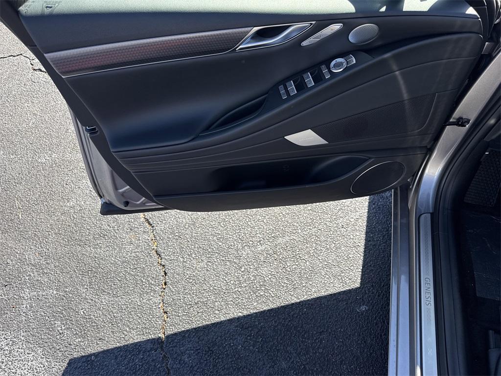 new 2026 Genesis G80 car, priced at $72,320