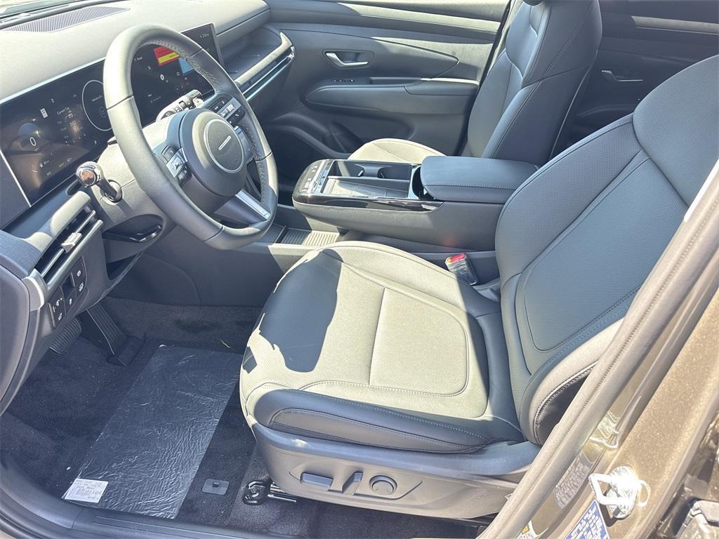 new 2025 Hyundai TUCSON Hybrid car, priced at $34,560