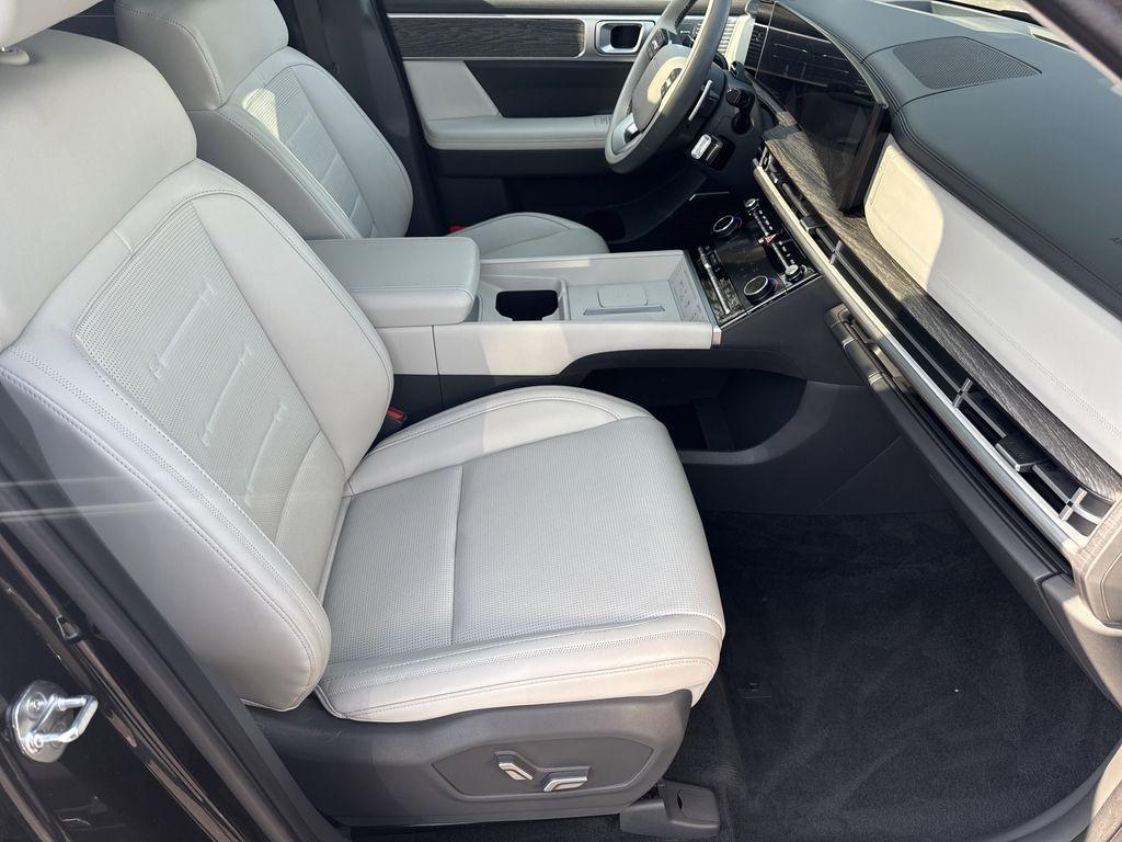 used 2024 Hyundai Santa Fe car, priced at $33,492