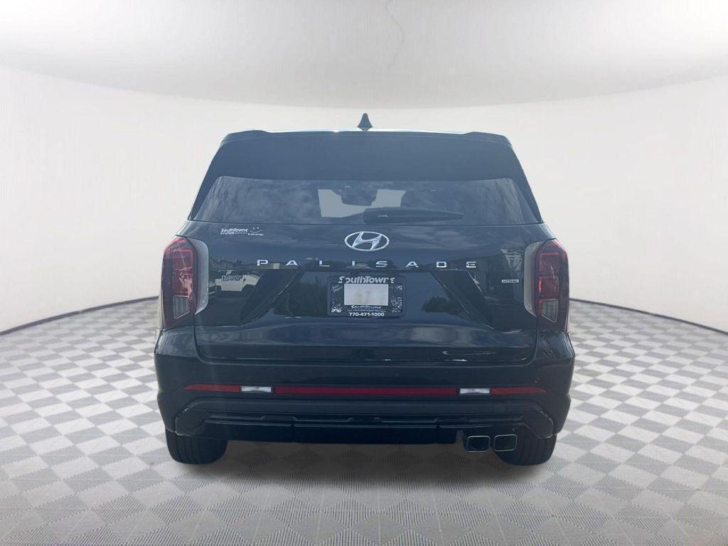 used 2025 Hyundai Palisade car, priced at $37,592