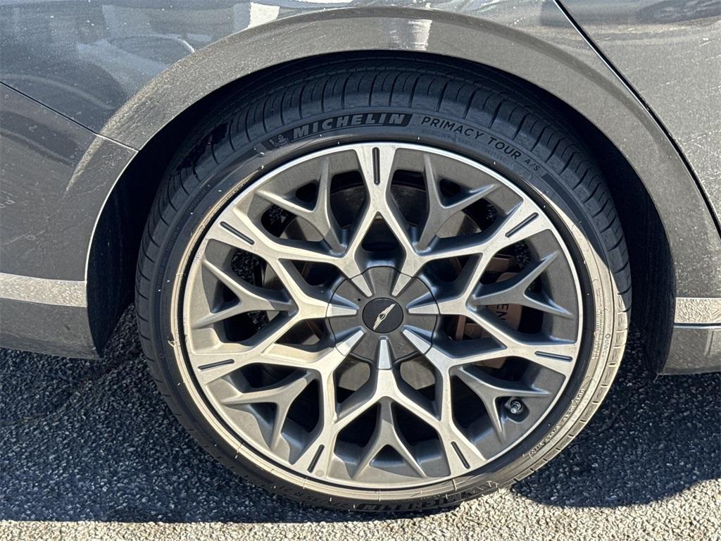 used 2025 Genesis G90 car, priced at $74,793