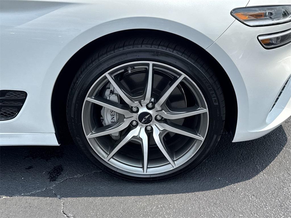 new 2025 Genesis G70 car, priced at $44,105