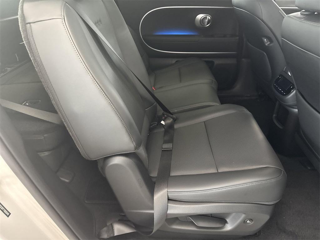 new 2026 Hyundai IONIQ 9 car, priced at $68,285