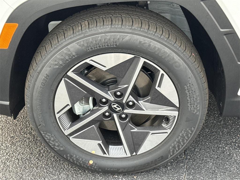 new 2026 Hyundai Tucson car, priced at $32,575