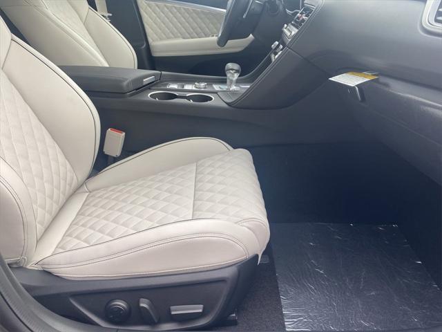 new 2025 Genesis G70 car, priced at $56,955