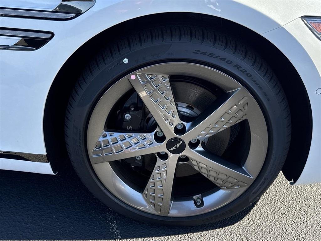 new 2025 Genesis G80 car, priced at $79,060