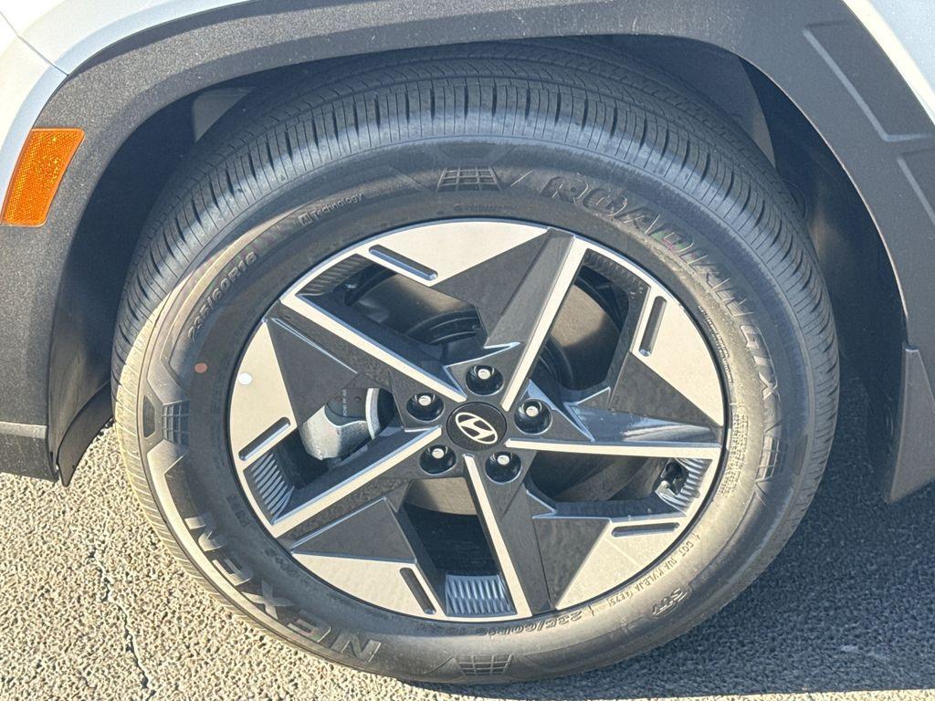 new 2026 Hyundai Tucson car, priced at $27,645