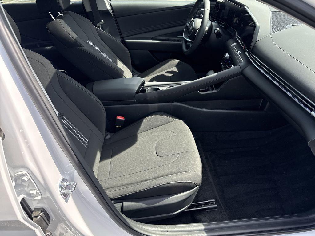 new 2025 Hyundai Elantra car, priced at $25,930
