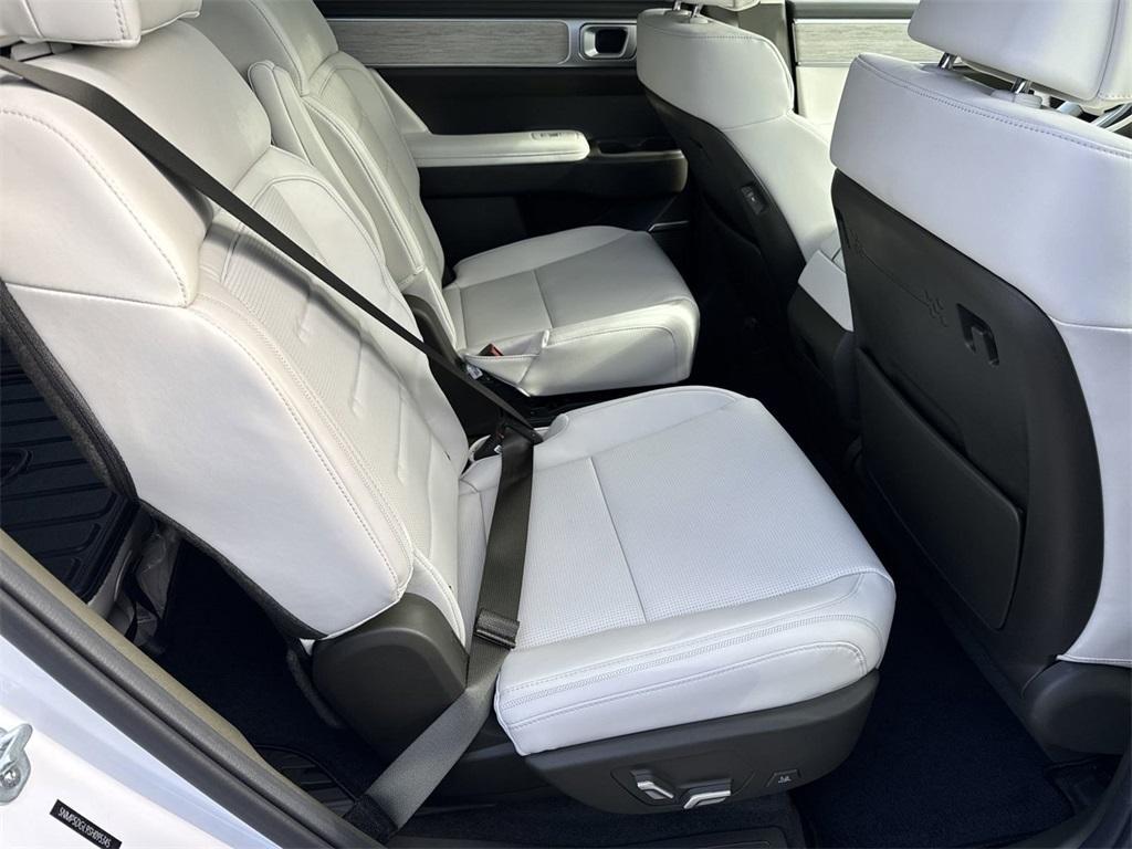 new 2025 Hyundai Santa Fe car, priced at $47,050