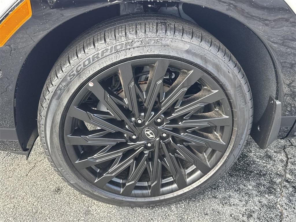 new 2025 Hyundai Santa Fe car, priced at $47,050