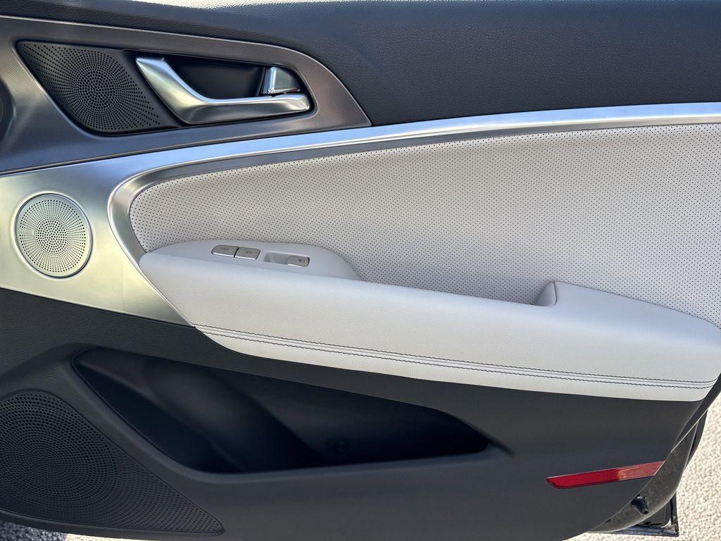 new 2026 Genesis G70 car, priced at $55,165