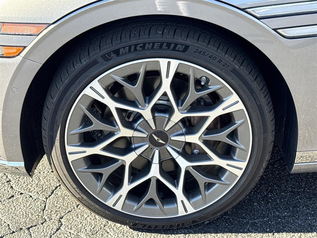 used 2025 Genesis G90 car, priced at $71,991