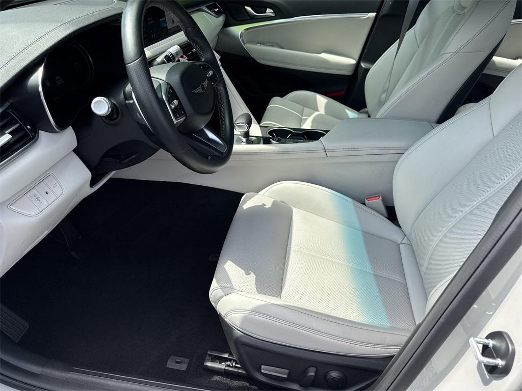 new 2025 Genesis G70 car, priced at $43,690