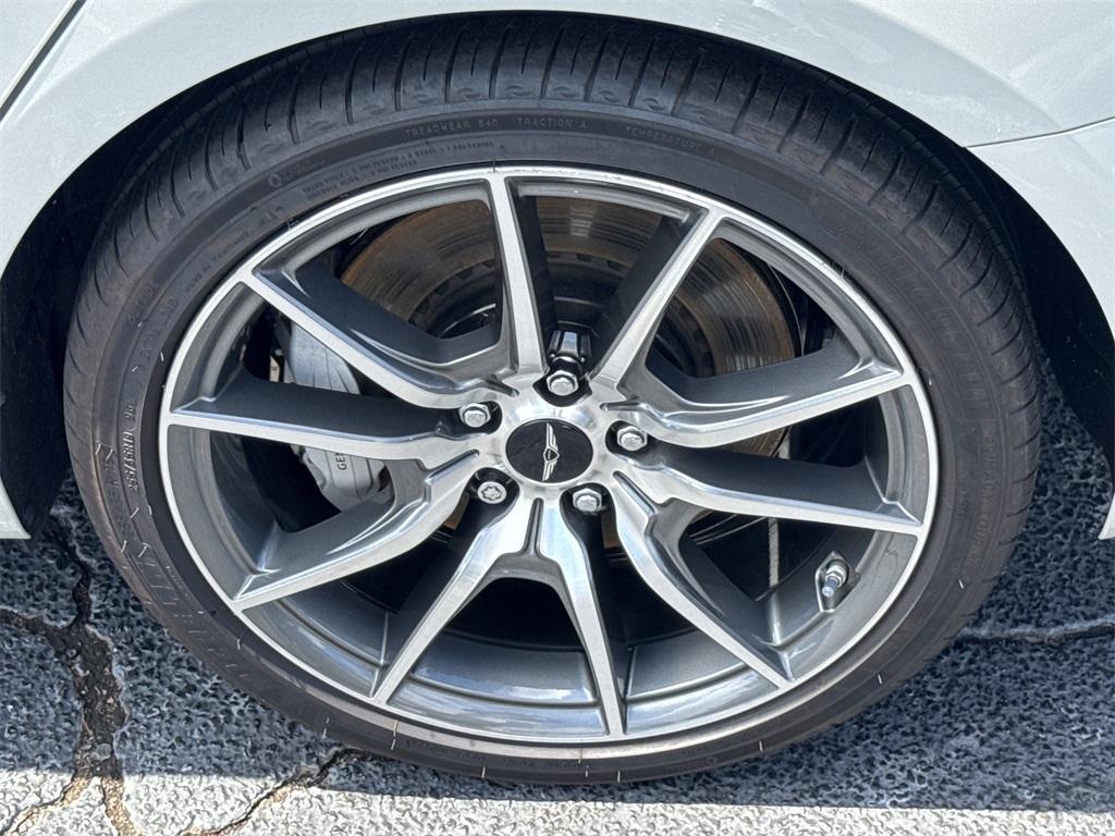 new 2025 Genesis G70 car, priced at $43,690