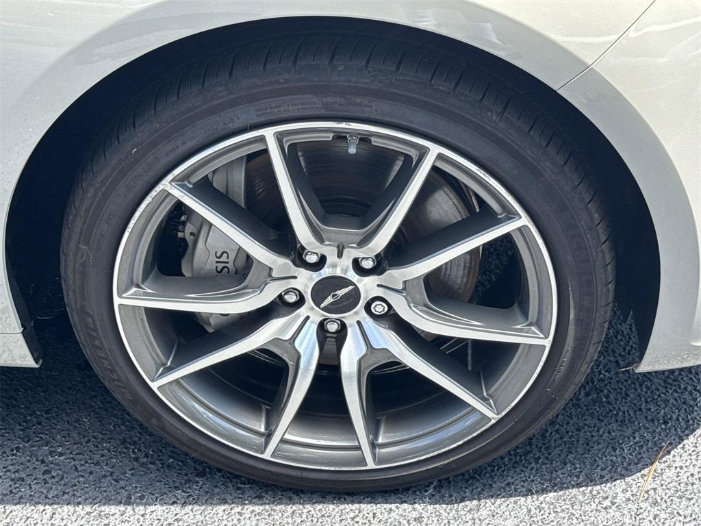 new 2025 Genesis G70 car, priced at $43,690