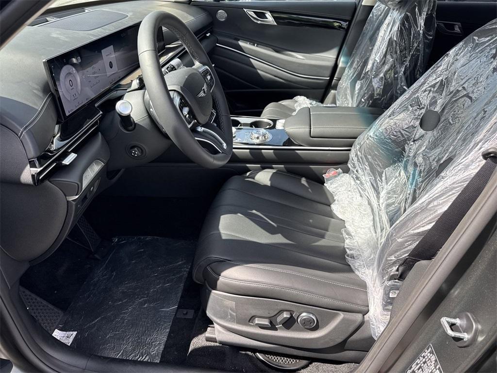 new 2025 Genesis GV80 car, priced at $61,939