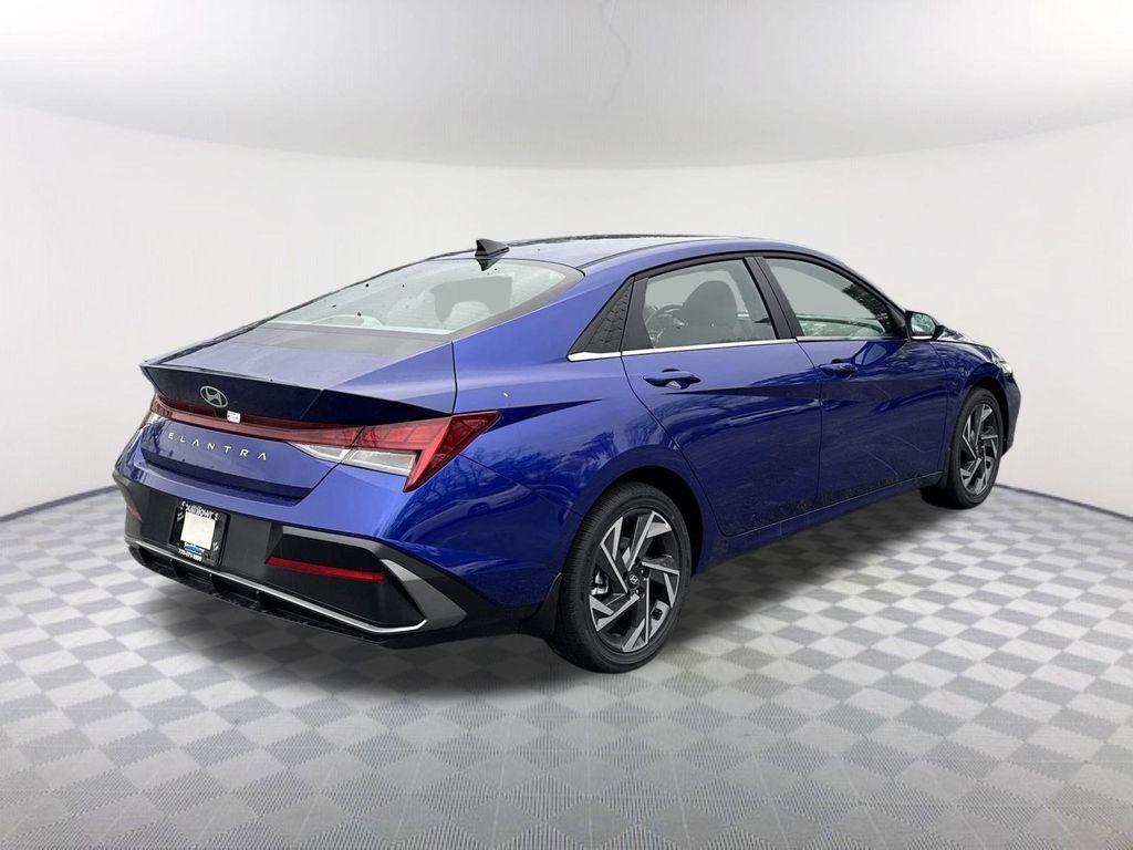 new 2025 Hyundai Elantra car, priced at $25,515