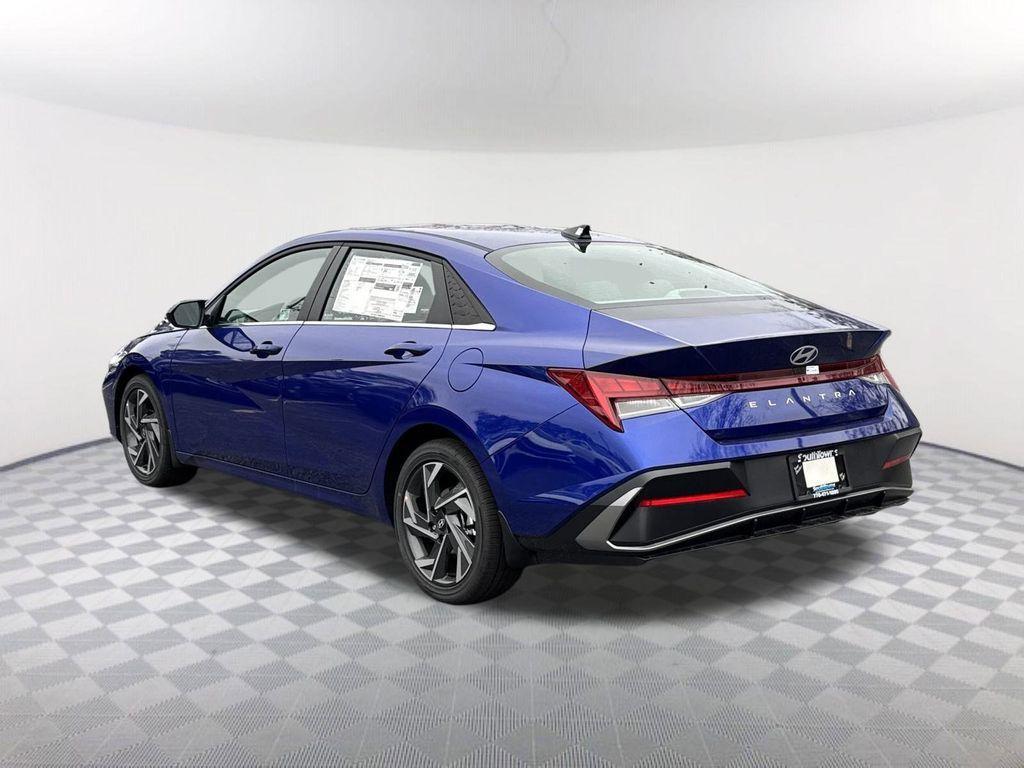 new 2025 Hyundai Elantra car, priced at $25,515