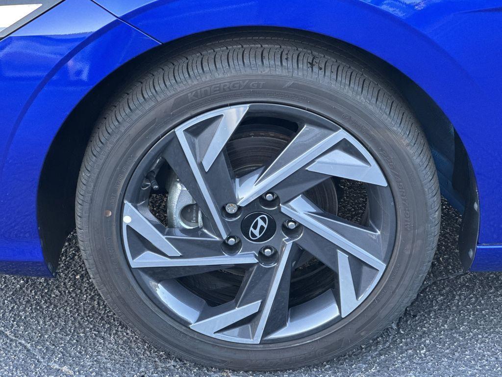 used 2025 Hyundai ELANTRA HEV car, priced at $21,694