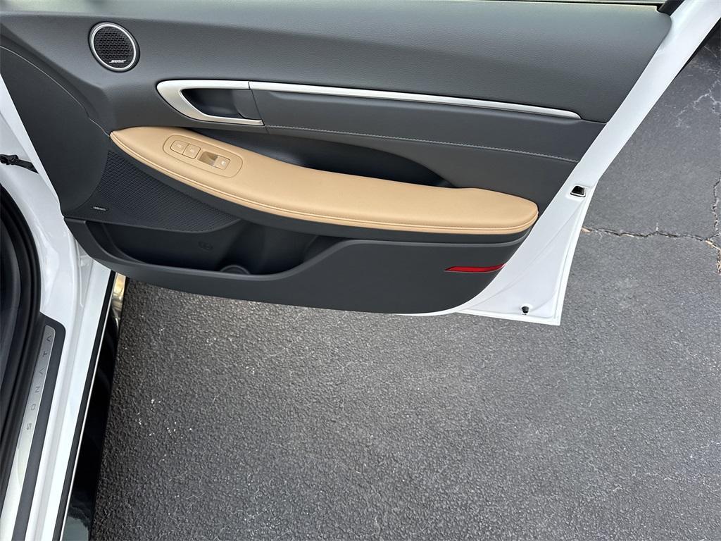 new 2026 Hyundai Sonata Hybrid car, priced at $38,570