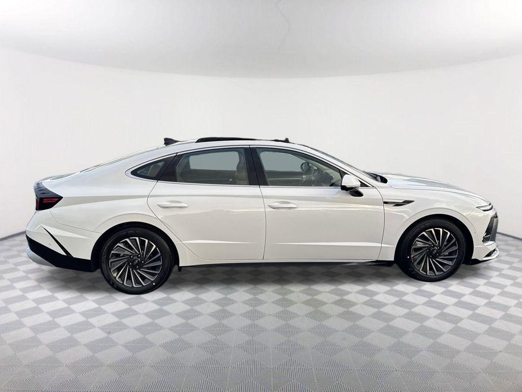new 2026 Hyundai Sonata Hybrid car, priced at $36,820