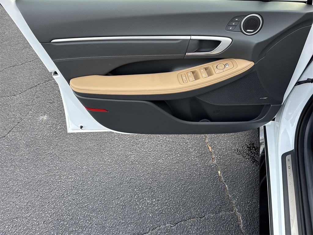 new 2026 Hyundai Sonata Hybrid car, priced at $38,570