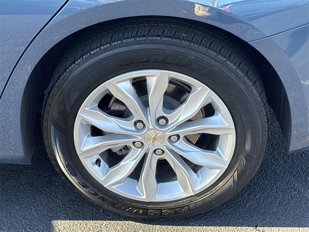 used 2025 Chevrolet Malibu car, priced at $18,992