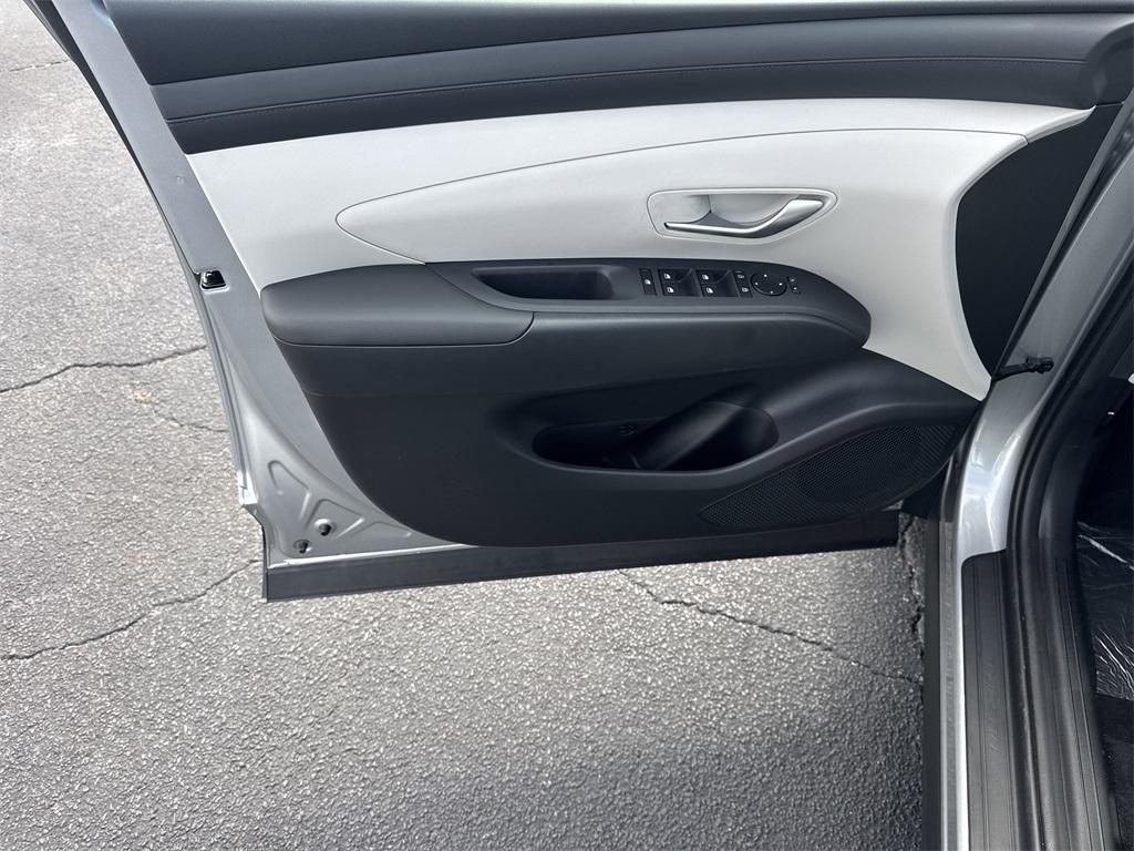 new 2026 Hyundai Tucson car, priced at $32,175