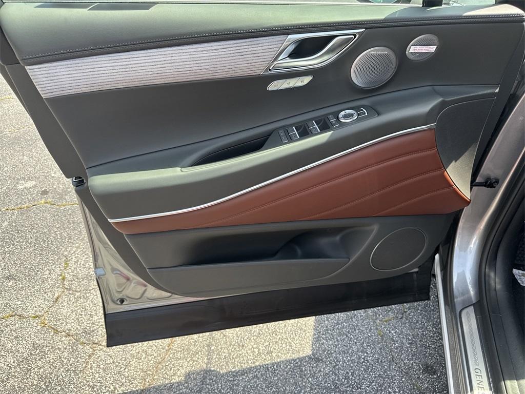 new 2025 Genesis GV80 car, priced at $79,999