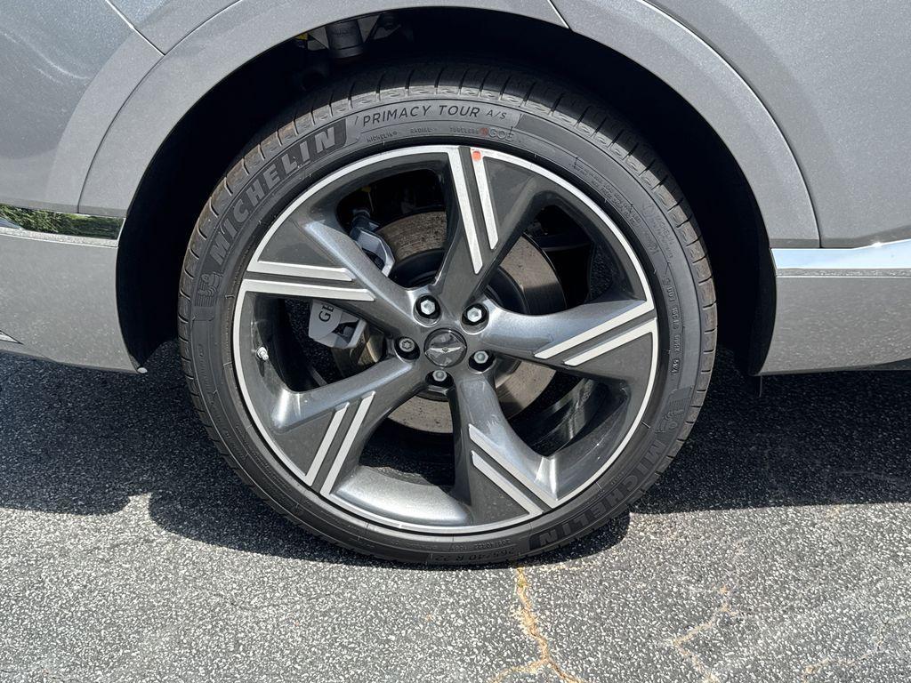 new 2025 Genesis GV80 car, priced at $79,999