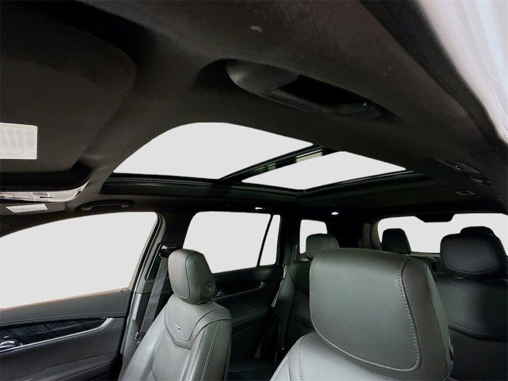 used 2024 Cadillac XT6 car, priced at $37,999