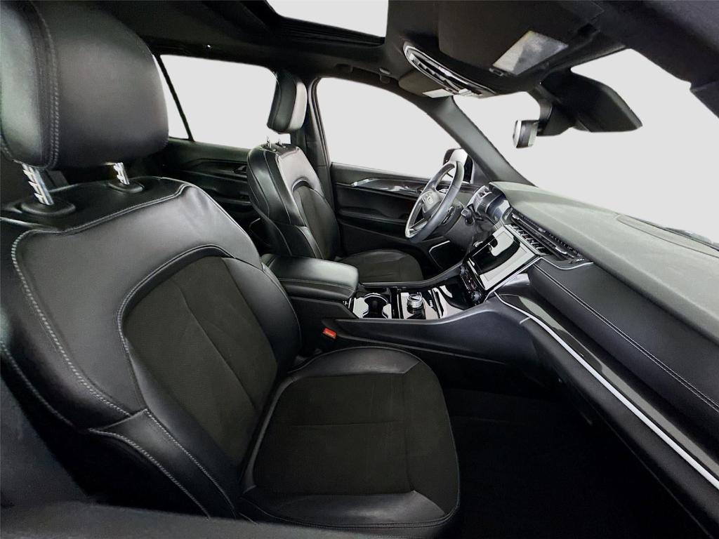 used 2022 Jeep Grand Cherokee car, priced at $23,997