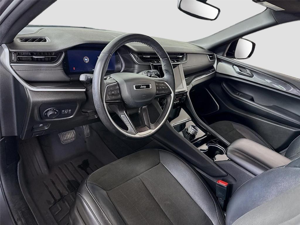 used 2022 Jeep Grand Cherokee car, priced at $23,997