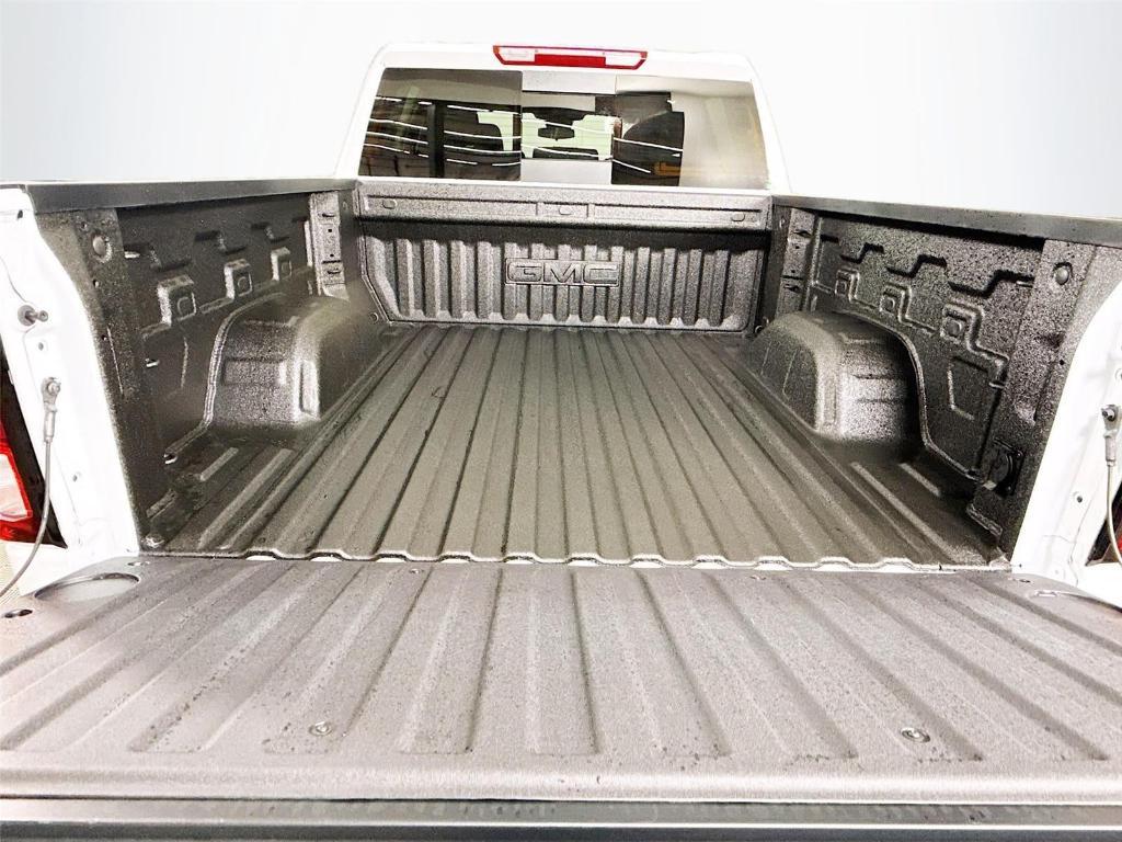 new 2026 GMC Sierra 1500 car, priced at $62,208