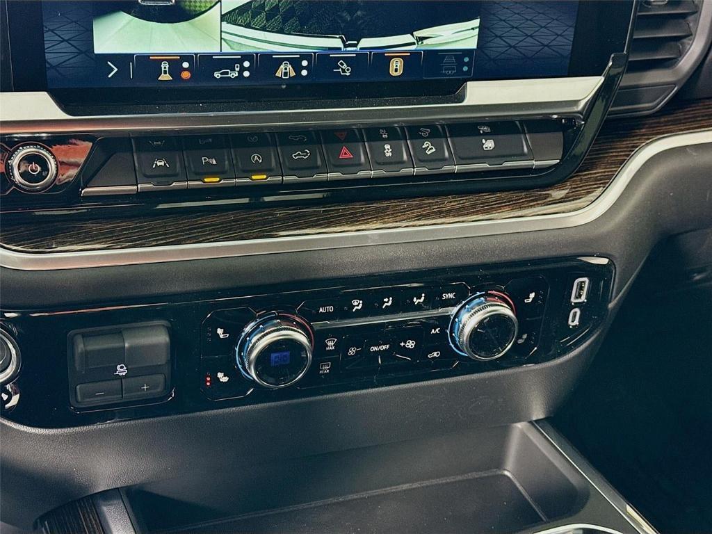 new 2026 GMC Sierra 1500 car, priced at $62,208