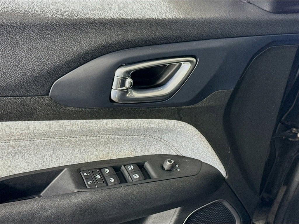 used 2023 Jeep Compass car, priced at $18,399