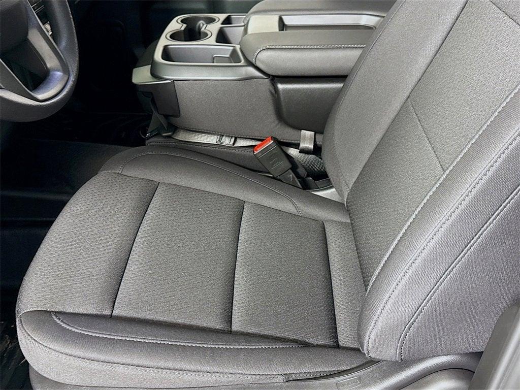 new 2026 GMC Sierra 1500 car, priced at $43,325