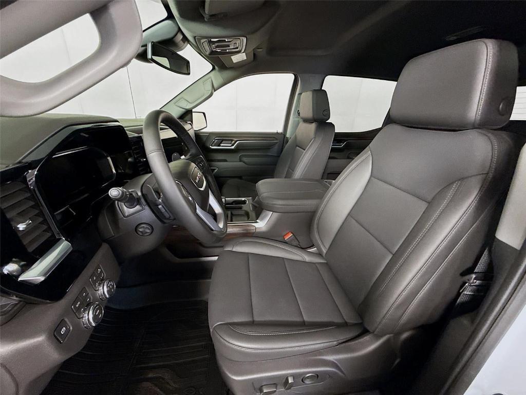 new 2026 GMC Sierra 1500 car, priced at $63,956